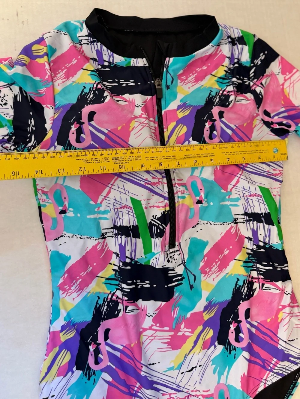 Rash guard One-Piece swim suit in tropical print w/half sleeves Sz-M. DD10‎